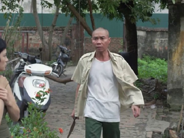 Chuyện tình của gã đồ tể Công Lý và nữ công nhân 9X trên phim gây bão
