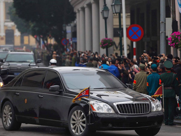 Khám phá Maybach 62S siêu sang hộ tống em gái Kim Jong-Un