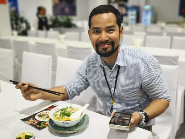 Một ngày thượng đỉnh Mỹ - Triều: 1.300 bát bún thang, 1.200 bát phở, 1.000 ly cafe