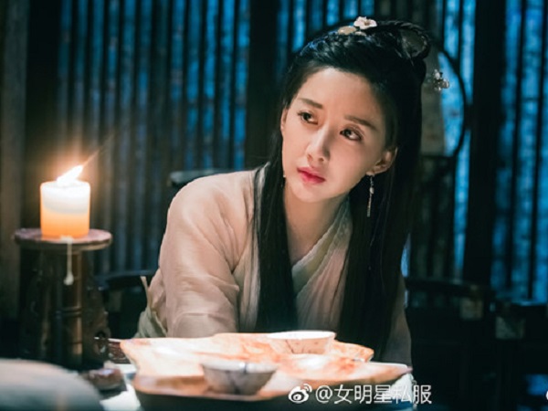 Tân Ỷ Thiên Đồ Long Ký mới lên sóng tập đầu đã 'gây bão' vì mẹ Trương Vô Kỵ quá xinh đẹp, kiều diễm