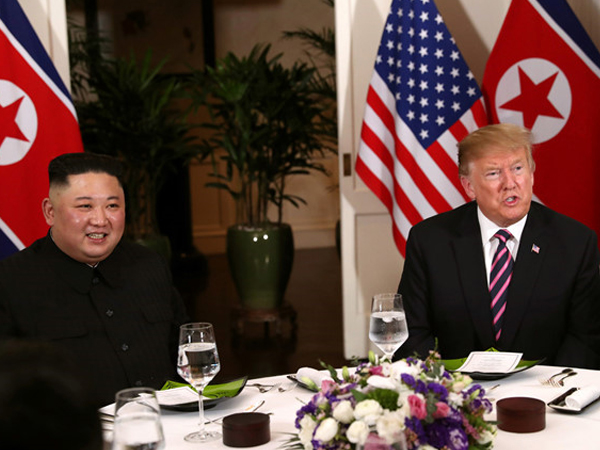Video: Toàn cảnh 'bữa tối xã giao' của ông Donald Trump và ông Kim Jong-un
