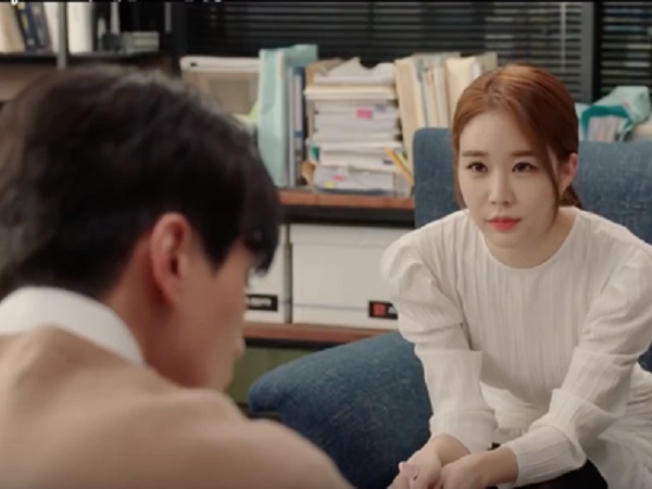 'Chạm đến trái tim': Lee Dong Wook chính thức đụng độ với tình địch vừa giàu vừa chảnh