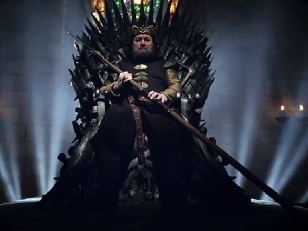 'Game of Thrones' mùa cuối để cả nhà ngồi lên ngôi báu chụp poster, fan đồn đoán một kết cục bi thảm?