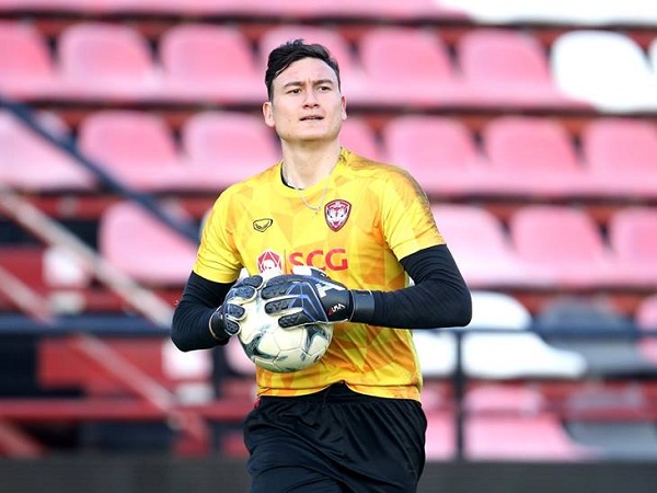 Muangthong liên tiếp bại trận, báo Thái Lan vẫn đánh giá Đặng Văn Lâm xuất sắc nhất đội