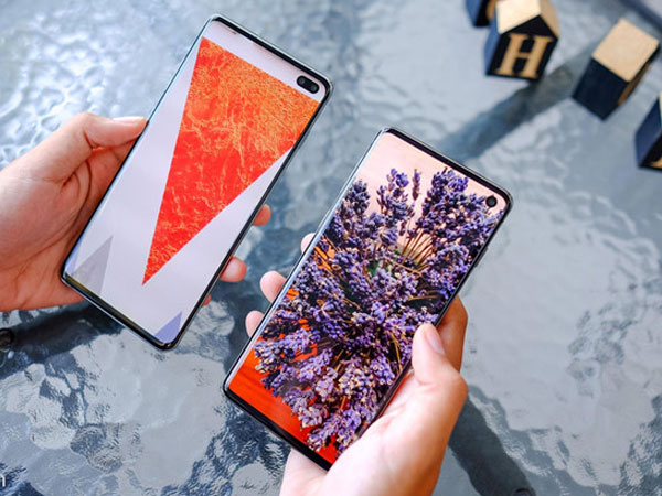 Galaxy S10 có màn hình gần như hoàn hảo