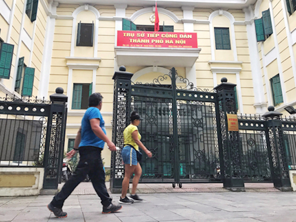 Hà Nội cấm Livestream buổi tiếp công dân