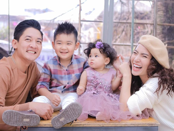 Hải Băng lên tiếng khi bị gọi là 'mẹ ghẻ', tiết lộ nhiều năm con trai riêng của chồng vẫn gọi bằng cô