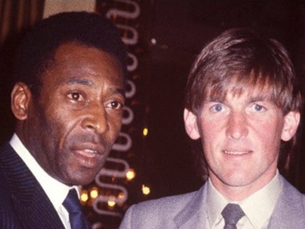 Huyền thoại Pele ủng hộ Liverpool vô địch Premier League