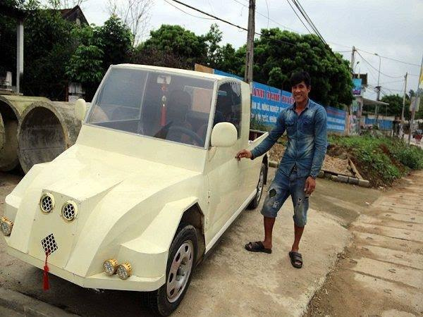 Nam thanh niên 'hô biến' xe máy thành 'siêu bán tải' để chở hàng