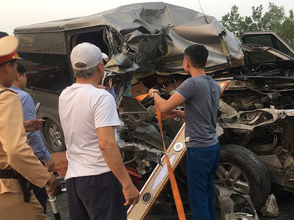 Tài xế xe khách gây tai nạn 4 người thương vong trên cao tốc Pháp Vân-Cầu Giẽ khai gì?