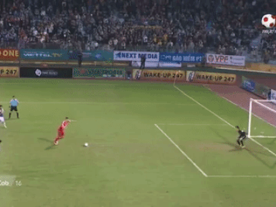 Tranh cãi 'nảy lửa' với pha bắt penalty của Văn Công: Viettel đã mất oan bàn thắng?