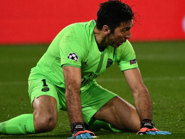 Tại sao Gigi Buffon chưa giải nghệ?