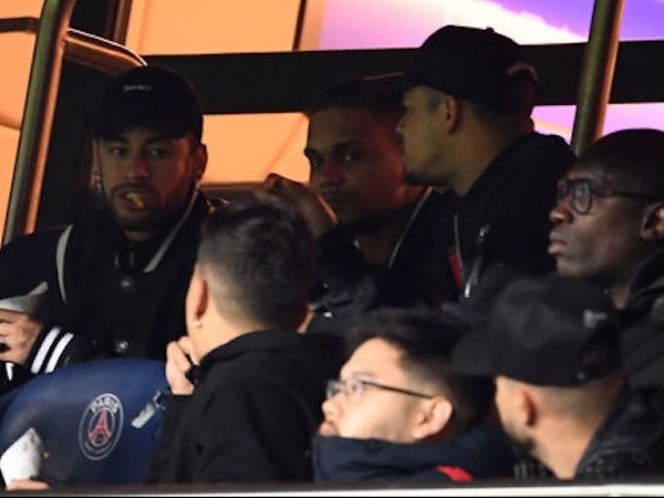 Lăng mạ trọng tài, Neymar đối mặt án phạt nặng