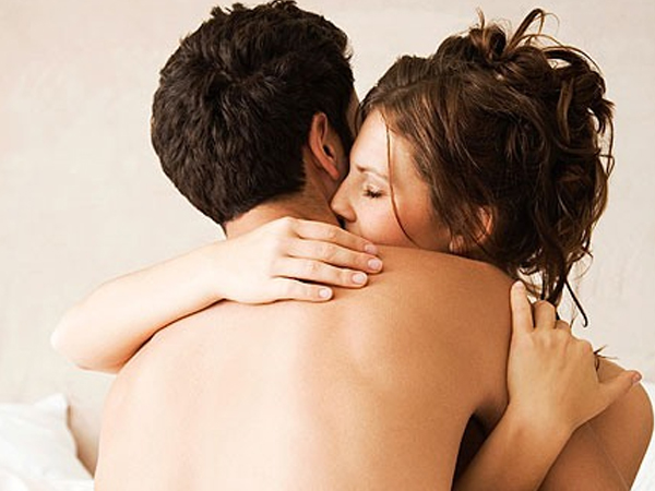 Những 'tử huyệt' ở nam giới chỉ cần chạm vào là đưa chàng 'lên mây'