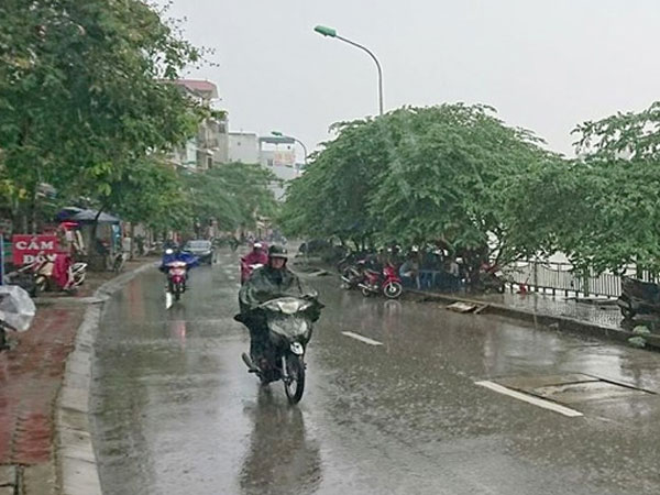 Thời tiết ngày 8/3: Hà Nội mưa rào, trời lạnh 18 độ C