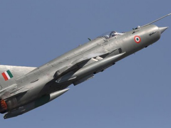 Tiêm kích MiG-21 Ấn Độ rơi gần biên giới Pakistan