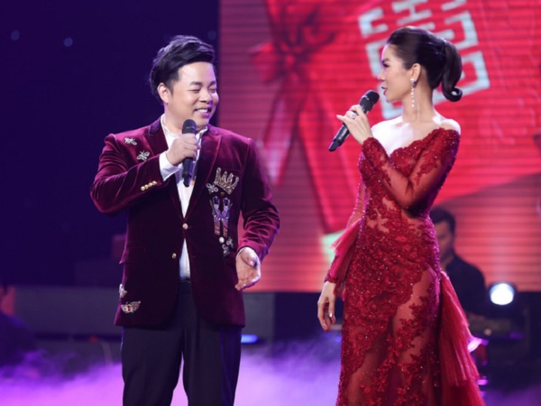 Lệ Quyên bất ngờ công khai rủ Quang Lê về... ở chung 2 tháng