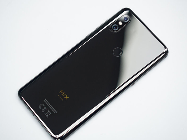 Xiaomi cân nhắc tăng giá smartphone để xóa mác "rẻ tiền"