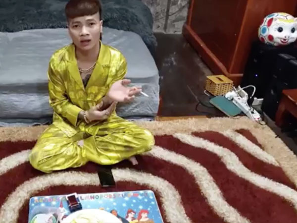 Bị xử lý, Khá 'bảnh' vẫn cãi cùn về việc dàn hàng chụp ảnh trên cao tốc: 'Đến đấy có làn đường đỗ xe nên Bảnh... đi vệ sinh thôi'
