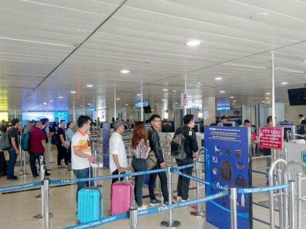 Sân bay Tân Sơn Nhất bị xếp hạng chất lượng dịch vụ 'bét bảng'