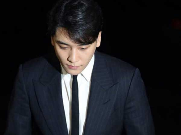 Cảnh sát xác nhận Seungri phát tán video nóng của gái mại dâm