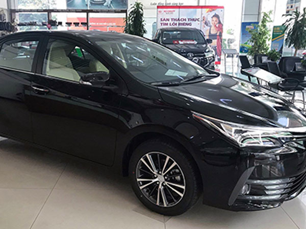 Ôtô đua giảm giá trong tháng 3 tại Việt Nam