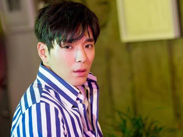 Liên quan đến bê bối đồi trụy của Seungri, thêm một trưởng nhóm nhạc đình đám xứ Hàn rút khỏi làng giải trí