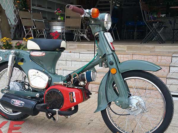 'Kim vàng giọt lệ' độ cực chất thành xe tay ga