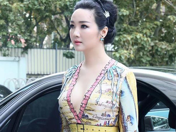 Từng là giai nhân của chủ tịch Tân Hoàng Minh, 'Hoa hậu không tuổi' Giáng My giàu cỡ nào?