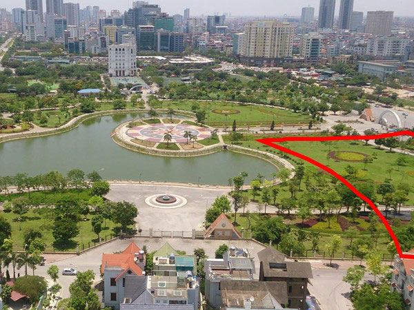 Xin xén công viên Cầu Giấy để làm bãi đỗ xe, nhà hàng tiệc cưới