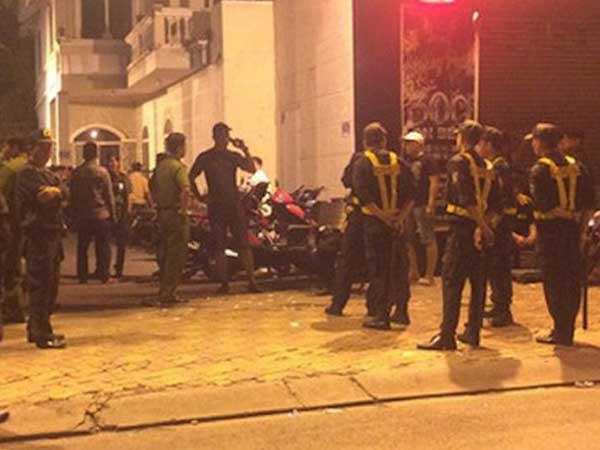 Yên Bái: Khởi tố nhóm thanh niên bịt khẩu trang cầm dao chém người