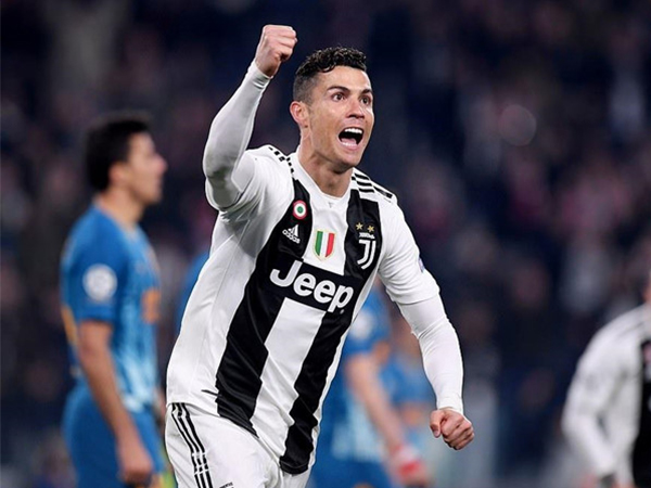 Cristiano Ronaldo là vận động viên nổi tiếng nhất thế giới