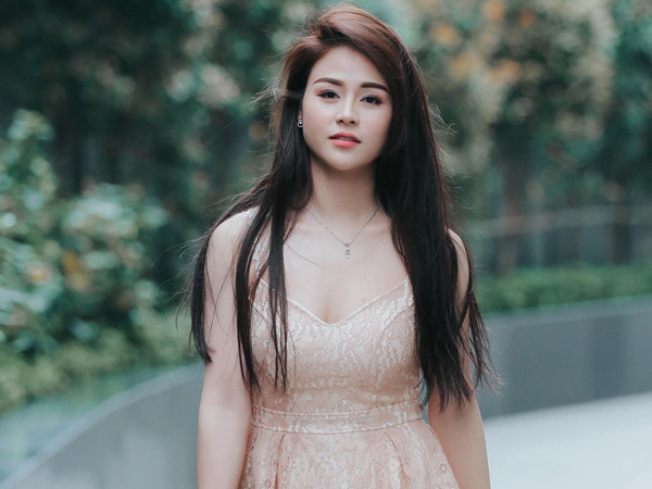 Vẻ sexy như hoa hậu của nữ chính 'Những cô gái trong thành phố'