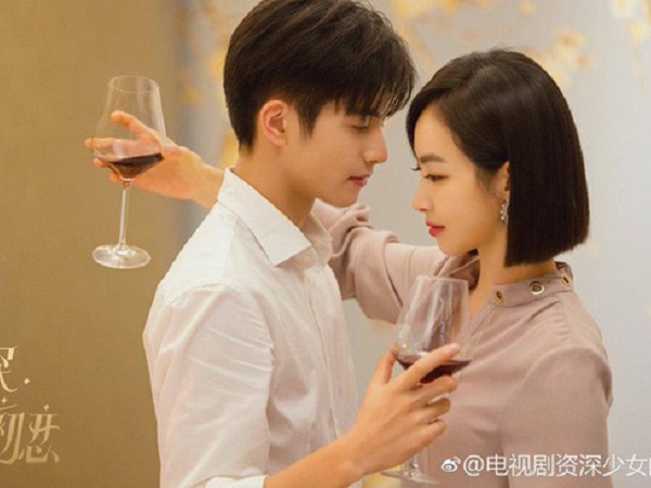 Chị đẹp mua cơm ngon cho tôi bản Trung ngập tràn cảnh tình tứ không kém bản gốc