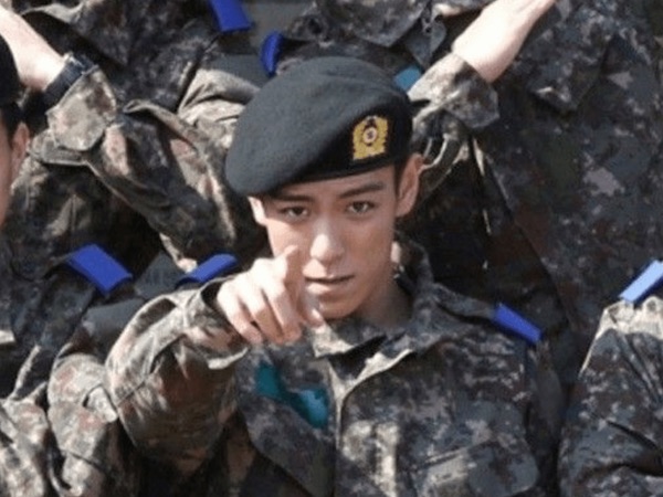 NÓNG: Seungri chưa hết tội vì bê bối rúng động, giờ lại đến T.O.P dính 'phốt' trong quân ngũ!