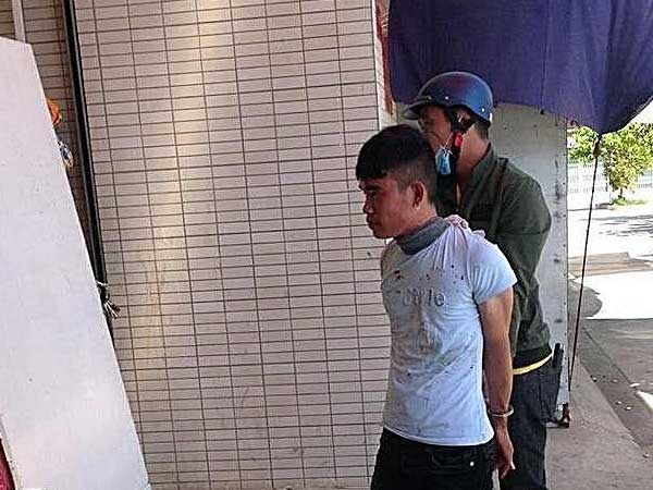 Một diễn viên gánh lô tô bị đâm thiệt mạng