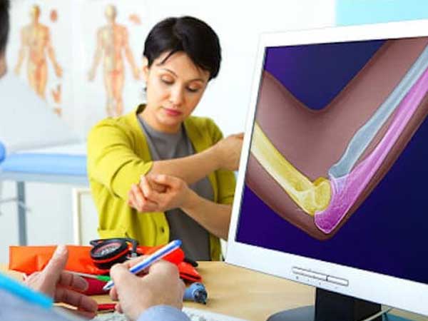 Người phụ nữ gãy 3 xương sườn sau trận ho, thủ phạm là đồ uống mà rất nhiều người thích