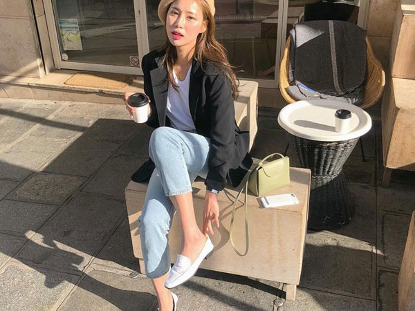 4 kiểu giày bệt hot nhất năm nay: đã dễ đi còn 'max' xinh, diện với đồ gì cũng đẹp