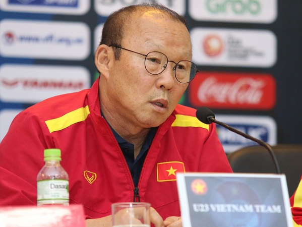 HLV Park Hang-seo bất ngờ lên tiếng: 'VFF hỗ trợ tôi chưa đủ tốt'