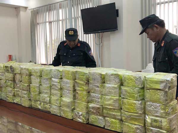 Manh mối phá đường dây buôn ma túy xuyên quốc gia ở Sài Gòn