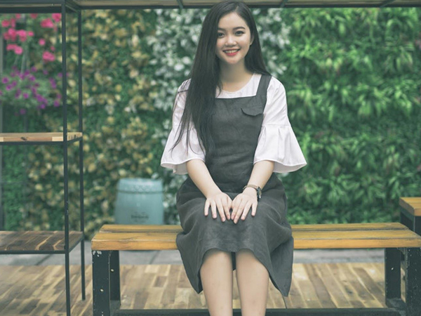 Á khôi ĐH Ngoại thương giỏi tiếng Anh, có nhiều tài lẻ