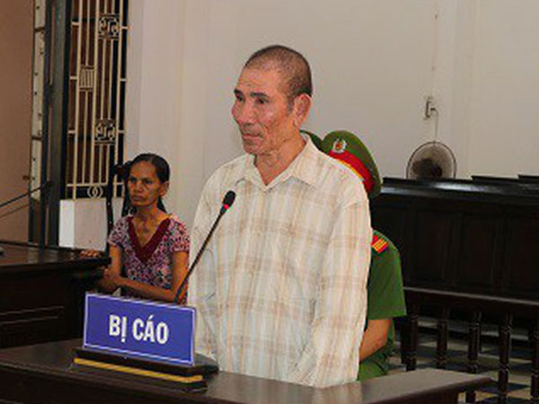 Bé gái 6 tuổi bị gã hàng xóm 4 lần xâm hại tình dục