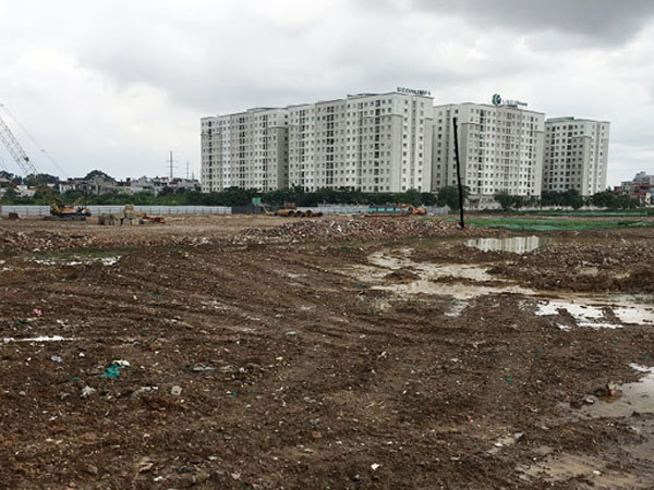 Mua nhà xã hội mất tiền chênh 500 triệu: Cò quay siết tiền khách mua