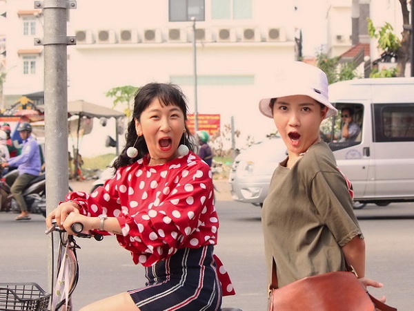 Trang Hí nghi ngờ 'hot girl trà sữa' chơi ngải mình trong lúc đóng phim