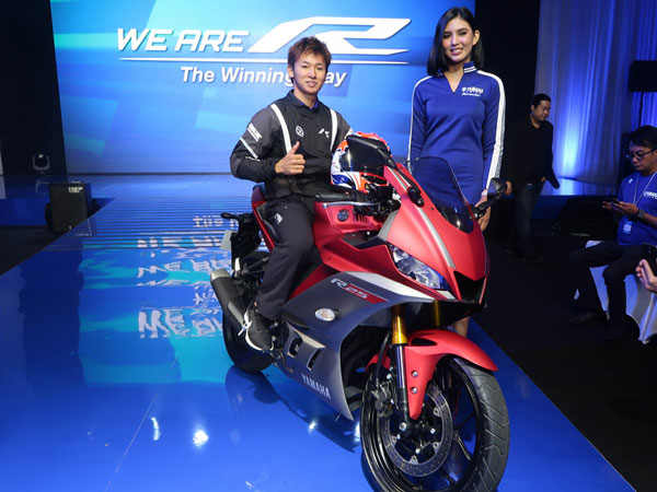 Yamaha R25 2019 ra mắt tại Malaysia, hứa hẹn ngày về VN của R3