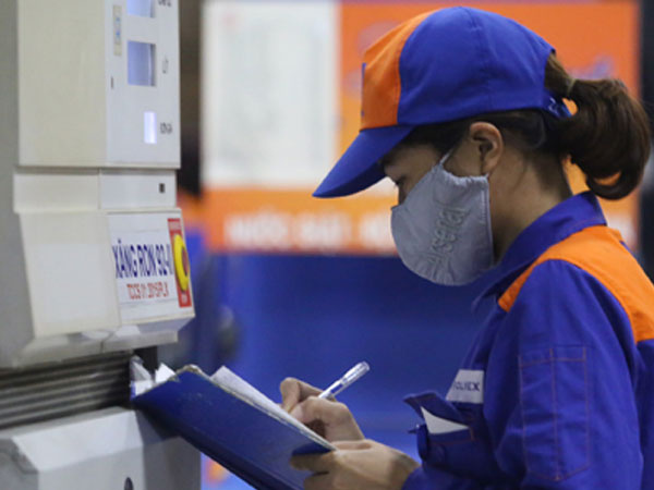 Doanh nghiệp kêu lỗ vì điều hành Quỹ bình ổn xăng dầu 'giật cục'