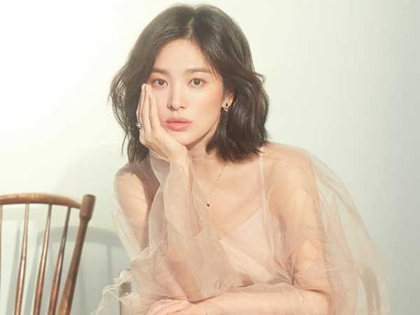 Giữa tâm bão ly hôn, Song Hye Kyo lần đầu có hành động này khiến ngay đến người hâm mộ cũng phải tò mò