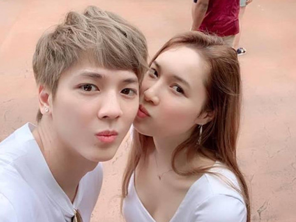 'Nam thần tài xế' từng gây bão mạng kết hôn với bạn gái xinh đẹp