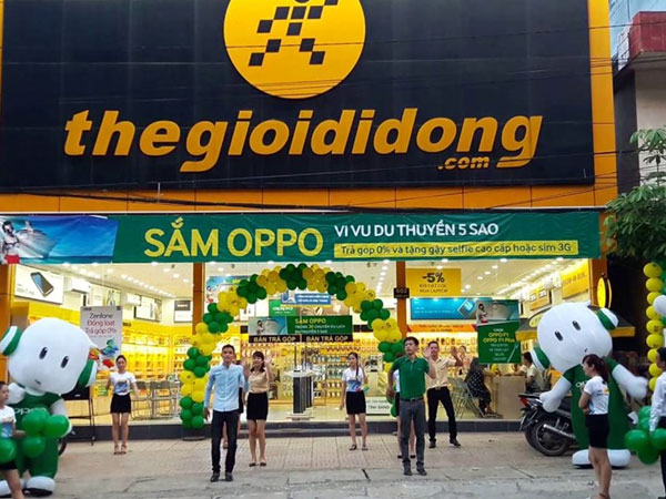 Thưởng tiền tỷ nhưng không cho xài ngay, bí kíp giữ người của Thế Giới Di Động