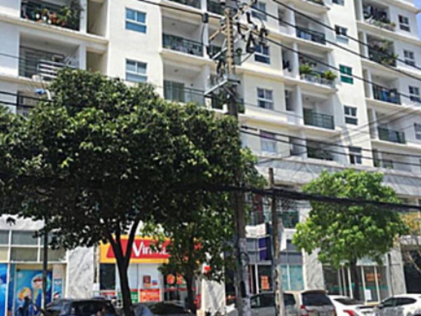 Vụ xiết nợ chung cư Khang Gia: 'Người dân còn lâu mới được cấp sổ hồng'